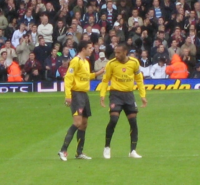 After the retirement of Dennis Bergkamp, Henry regularly partnered Robin van Persie in the Arsenal attack