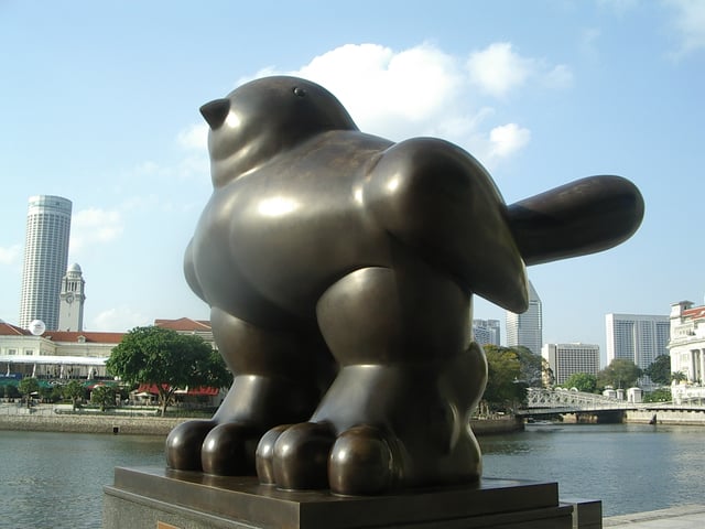 Bird (Singapore), sculpture of Fernando Botero