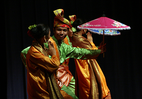 Joget dance from the Malacca Sultanate; many aspects of Malay culture are derived from the Malaccan court.
