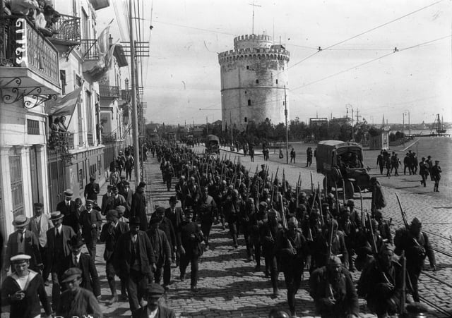 The 1st Battalion of the Army of National Defence marches on its way to the Macedonian front.
