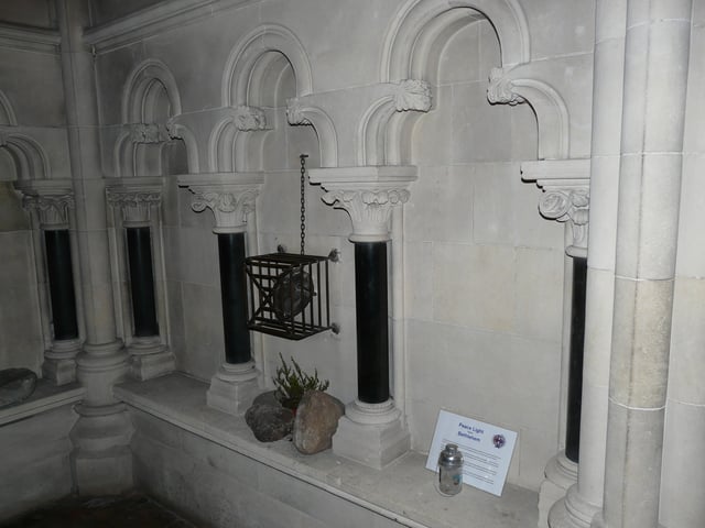 Ua Tuathail's heart in Christ Church Cathedral