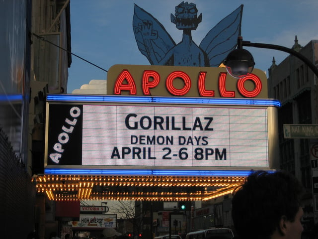 Gorillaz performed Demon Days at the Apollo Theater in Harlem, New York in April 2006.