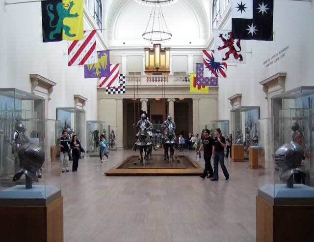 Arms and armor, Middle Ages main hall