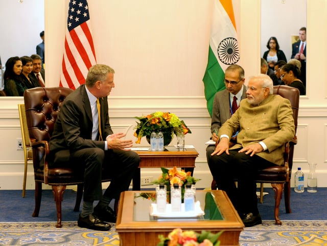 De Blasio and Indian Prime Minister Narendra Modi in New York on September 26, 2014
