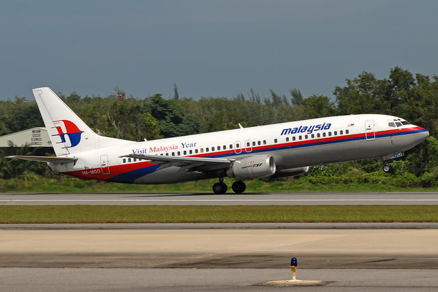 Malaysia Airlines 737-400