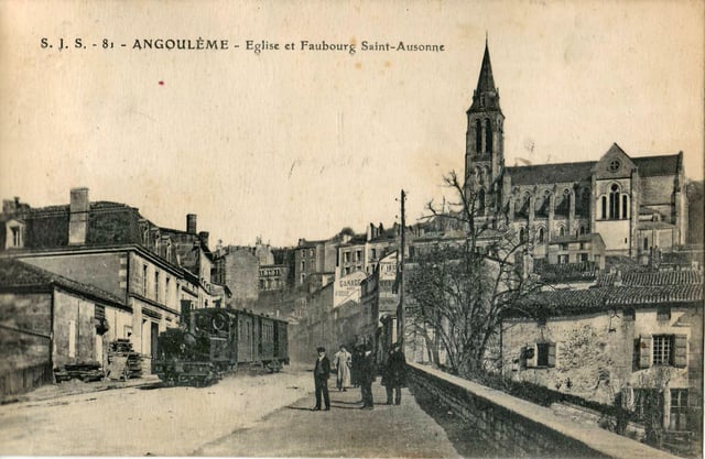 The city was also the terminus of a metre-gaugelight railway called the Chemins de fer économiques des Charentes to Chalais which ran from 1910 to 1948