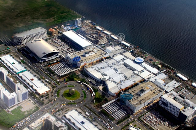 Aerial view of SM Mall of Asia (2014)