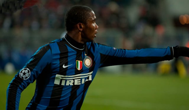 Eto'o playing in the UEFA Champions League with Inter Milan, a competition he would win for the third time in his career