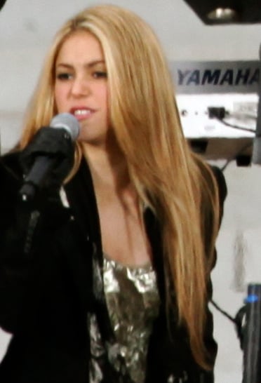 Shakira performing at the We Are One: The Obama Inaugural Celebration at the Lincoln Memorial in 2009