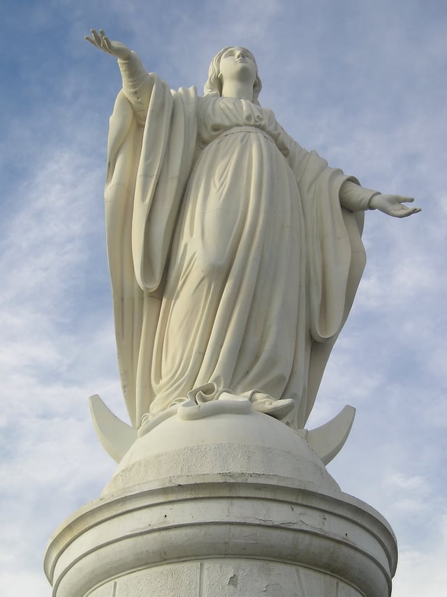 The statue of the Virgin Mary at San Cristobal Hill is one of the main symbols of the city.