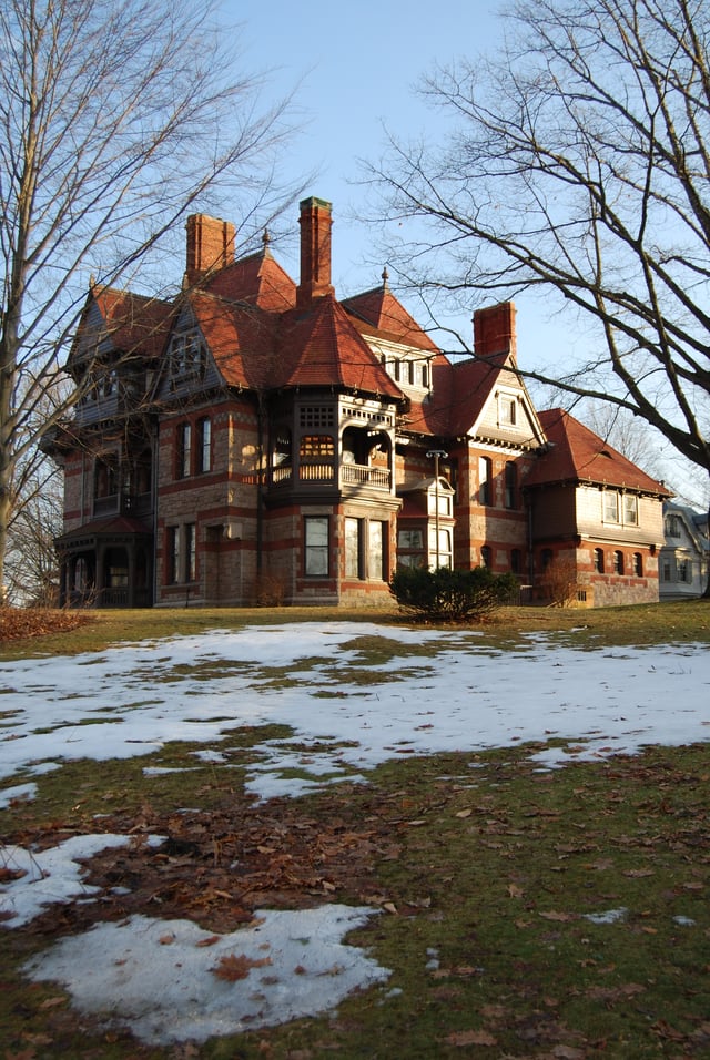 The house of Katherine Seymour Day, grandniece of Harriet Beecher Stowe adjacent to the Stowe house; it now forms part of the research center dedicated to Stowe