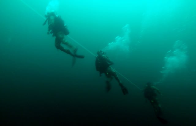 20th Special Forces Group soldiers conduct dive operations