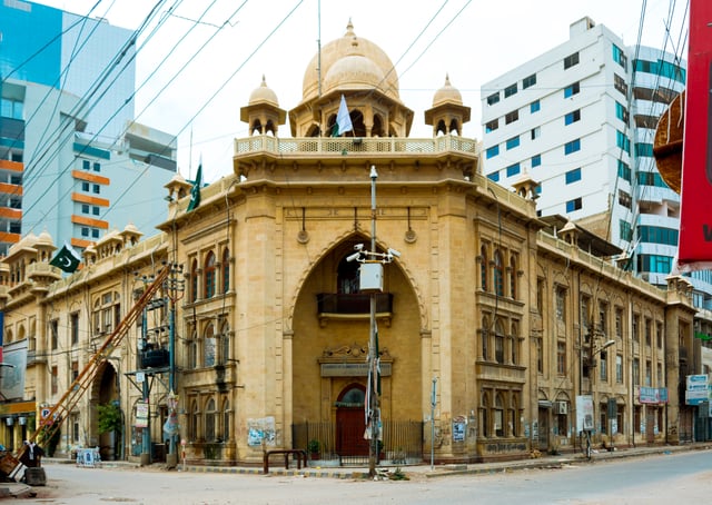 Central Karachi features numerous buildings dating from the colonial era.