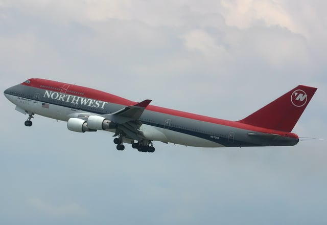 The 747-400 entered service in 1989, with its Launch Customer Northwest Airlines along with Qantas, Singapore Airlines and other airlines.