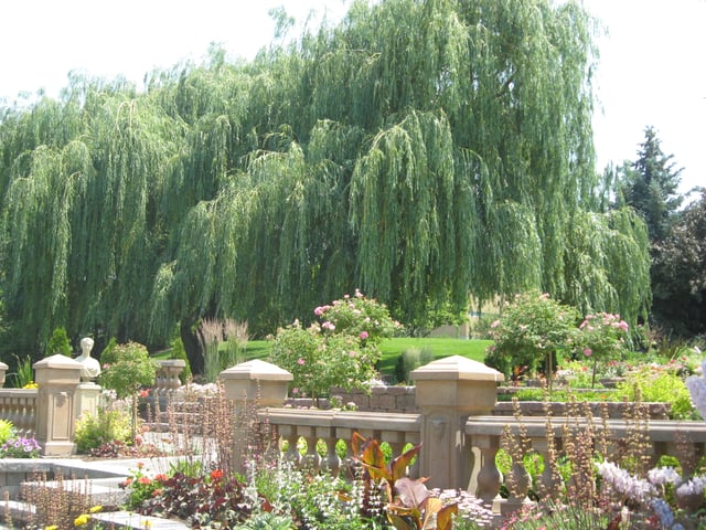 Thomas E. Ricks Memorial Gardens