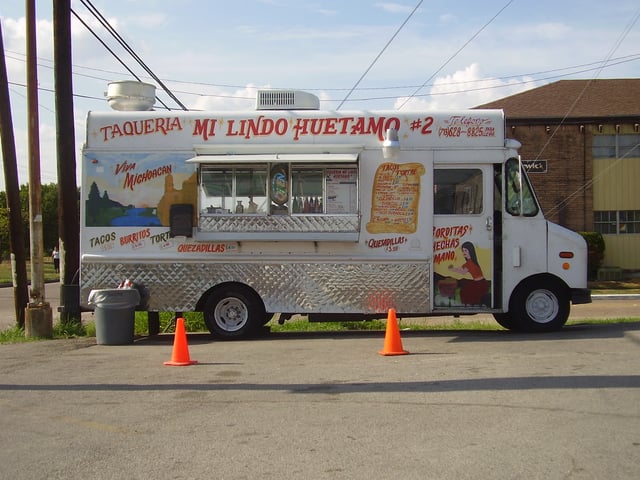 Food truck Mi Lindo Huetamo #2, in Houston, Texas.