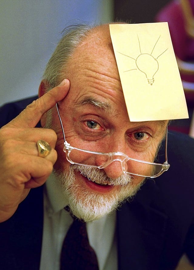 Arthur Fry with a Post-it Note on his forehead