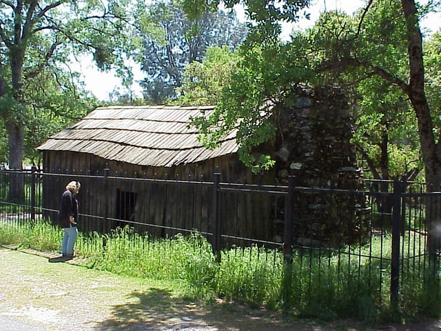 Cabin where Twain wrote "Jumping Frog of Calaveras County", Jackass Hill, Tuolumne County. Click on historical marker and interior view.
