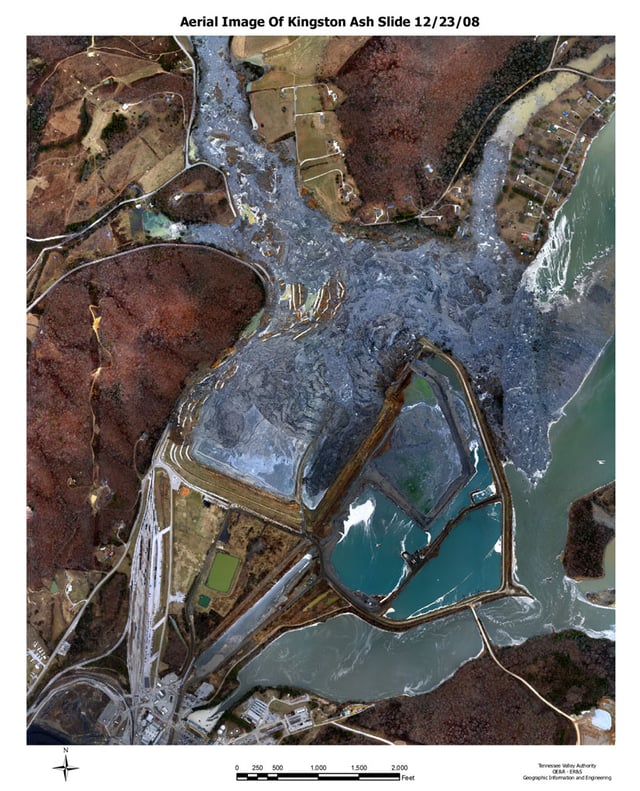 Aerial photograph of the site of the Kingston Fossil Plant coal fly ash slurry spill taken the day after the event