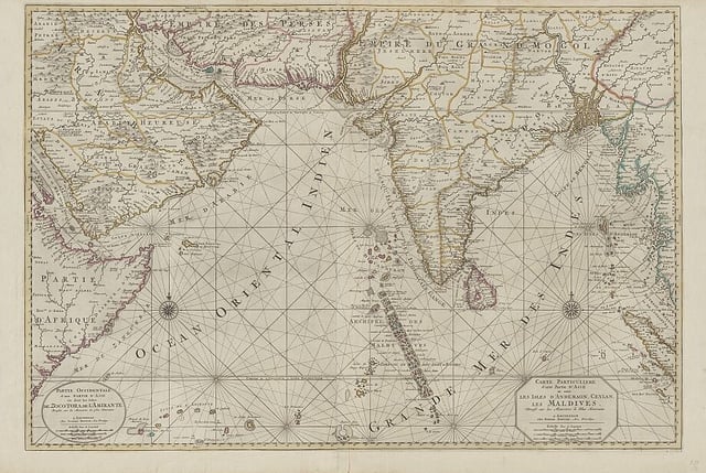 18th-century map by Pierre Mortier from the Netherlands, depicting with detail the islands of the Maldives