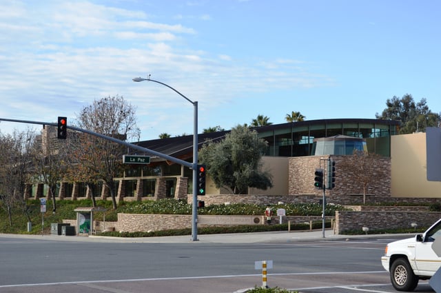 The Mission Viejo Library was built in 1996–97 and expanded in 2000–02.