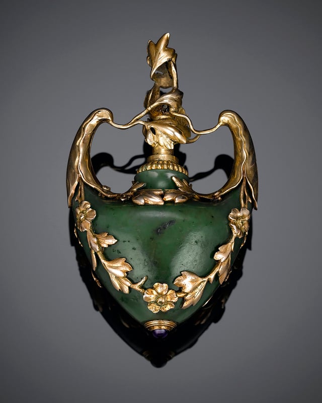 Nephrite Jade Bell Push by Fabergé. Circa 1890
