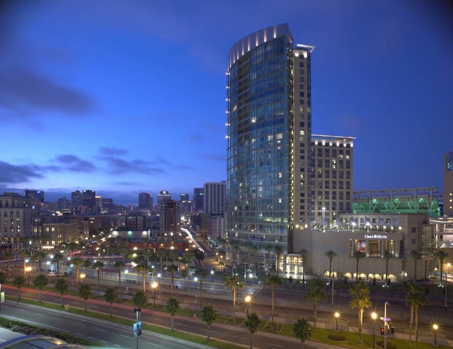 The four-star, 32-story Omni San Diego Hotel in San Diego, CA
