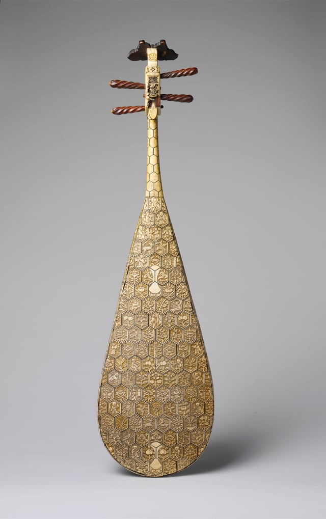Decorated back of a pipa from the Ming dynasty