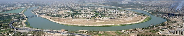 Panoramic view of the Tigris as it flows through Baghdad