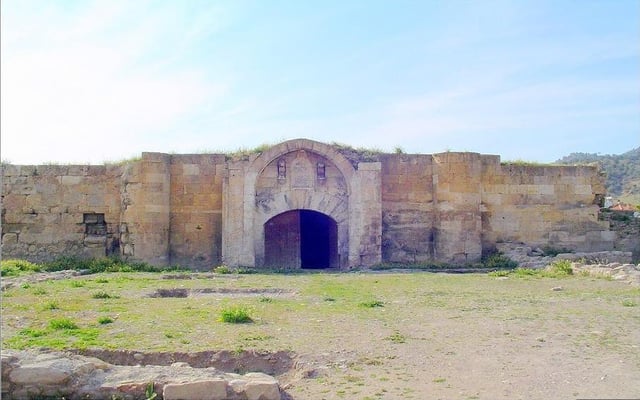 Hanabad caravanserai in Çardak (1230)