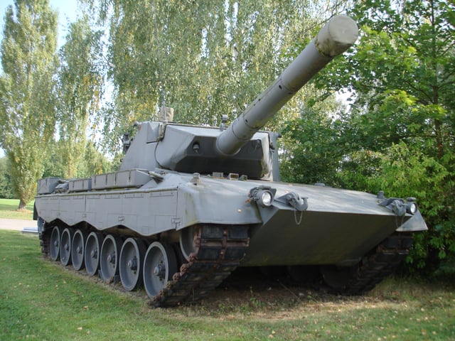 Leopard 2 PT15 with 105 mm smoothbore gun