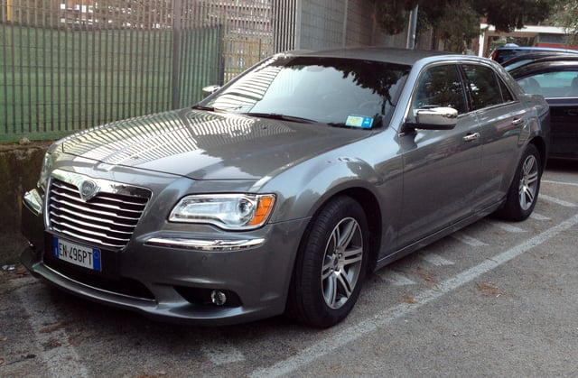 2011 Lancia Thema