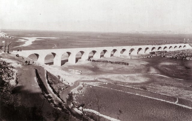 Carev Most was designed by Nikšić's city planner Josip Slade and completed in 1894.