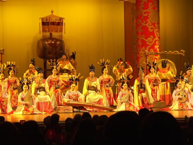 Traditional Chinese musical performances at Xi'an