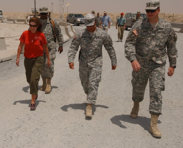 Palin (red shirt) in Kuwait, July 26, 2007