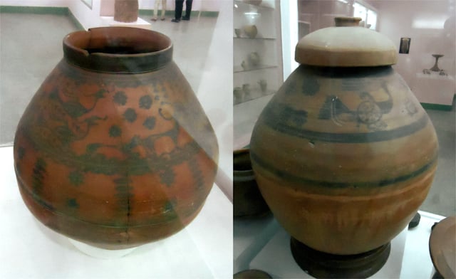 Painted pottery urns from Harappa (Cemetery H culture, c. 1900-1300 BCE)