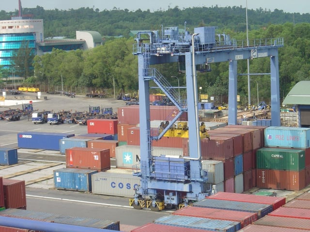 Rubber tyred gantry crane (RTG) at Bintulu International Container Terminal (BICT)