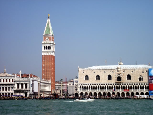 Piazza San Marco. Doge's Palace.