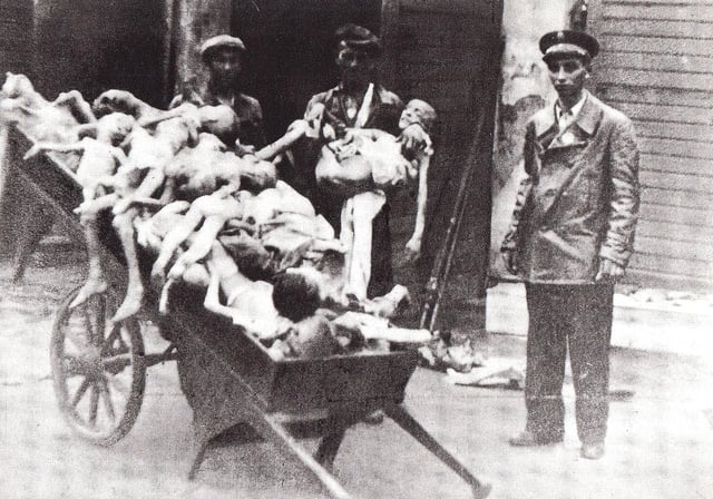 Bodies of children in the Warsaw Ghetto, 1941 or 1942