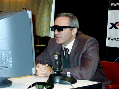 Kasparov wore 3D glasses in his match against the program X3D Fritz.