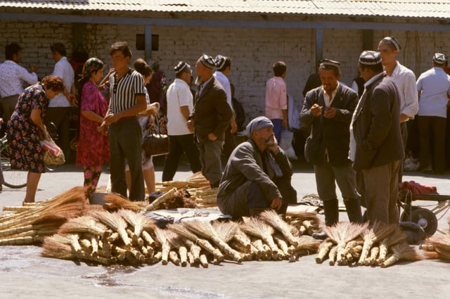 People in Samarkand, Uzbek SSR, 1981