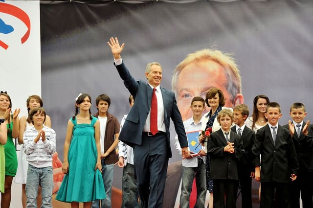 Blair in Kosovo meeting children named after him.