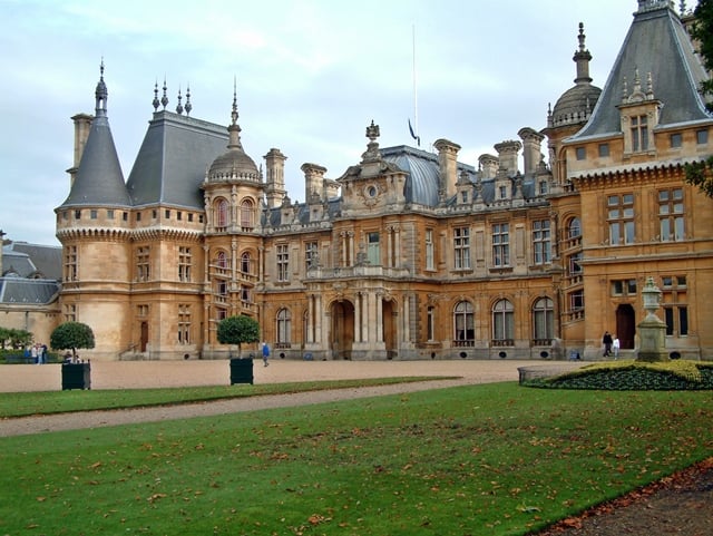 Waddesdon Manor holds a 'Bakst room' which holds seven Sleeping Beauty panels commissioned from Bakst in 1913.