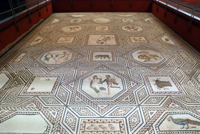 Roman excavation in Cologne: Dionysus Mosaic on display at Römisch-Germanisches Museum