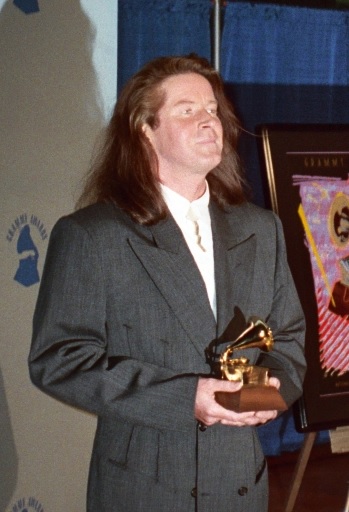 Henley receiving a Grammy in 1990