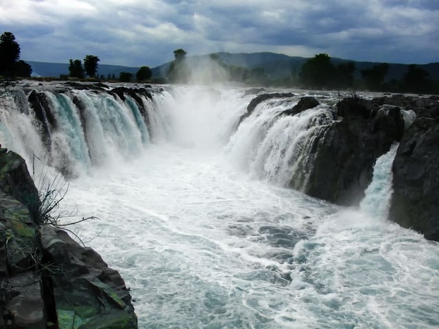 Hogenakal Falls, Tamil Nadu