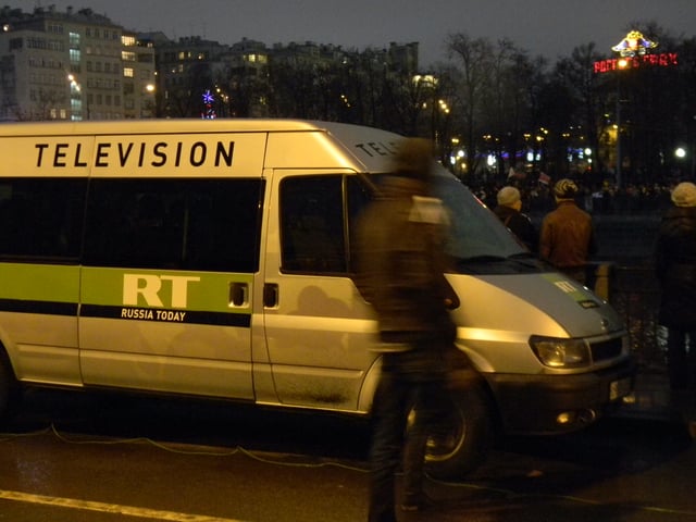 RT team covering protests in Bolotnaya Square in Moscow on 10 December 2011