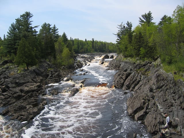 Tilted beds of the Middle Precambrian Thomson Formation in Jay Cooke State Park