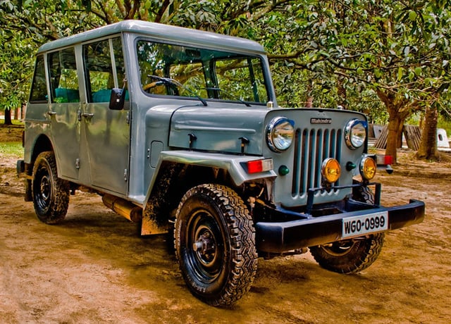 1988 Mahindra CJ 640 DP, Peugeot XDP 4.90 diesel engine – Jeep CJ derived model with 4-door closed body