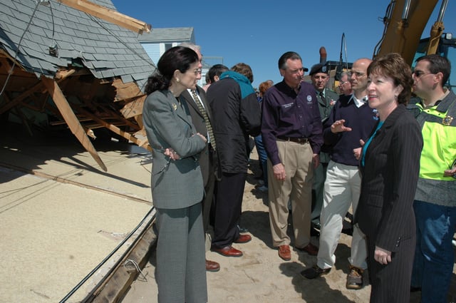 Snowe touring damaged areas of Maine in 2007